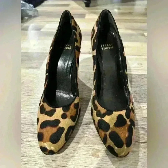 Stuart Weitzman animal print cowhide shoes size  8 - Picture 2 of 3